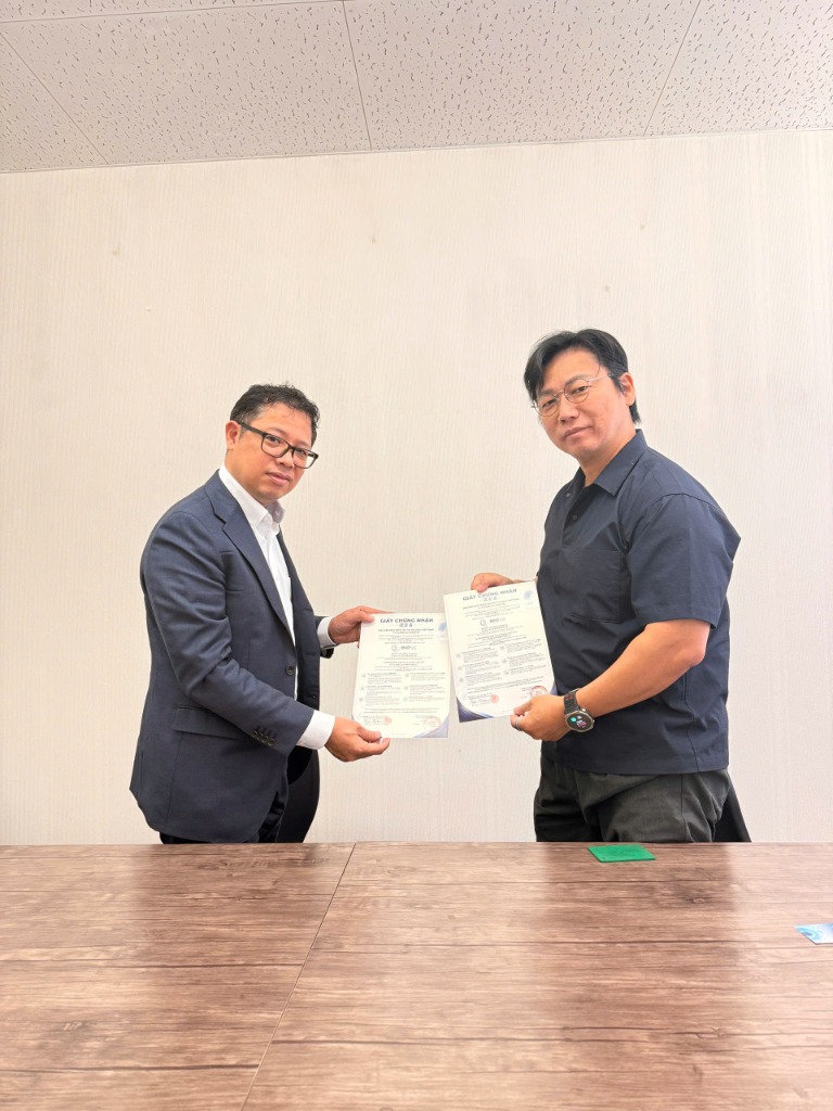 Nghi Thức Trao Giấy Chứng Nhận Đại Diện Đặc Biệt